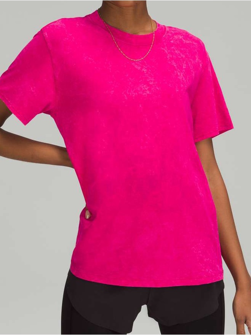 Lululemon All Yours Tee Cloudy Wash Ripened Raspberry size 6 W3EM3S